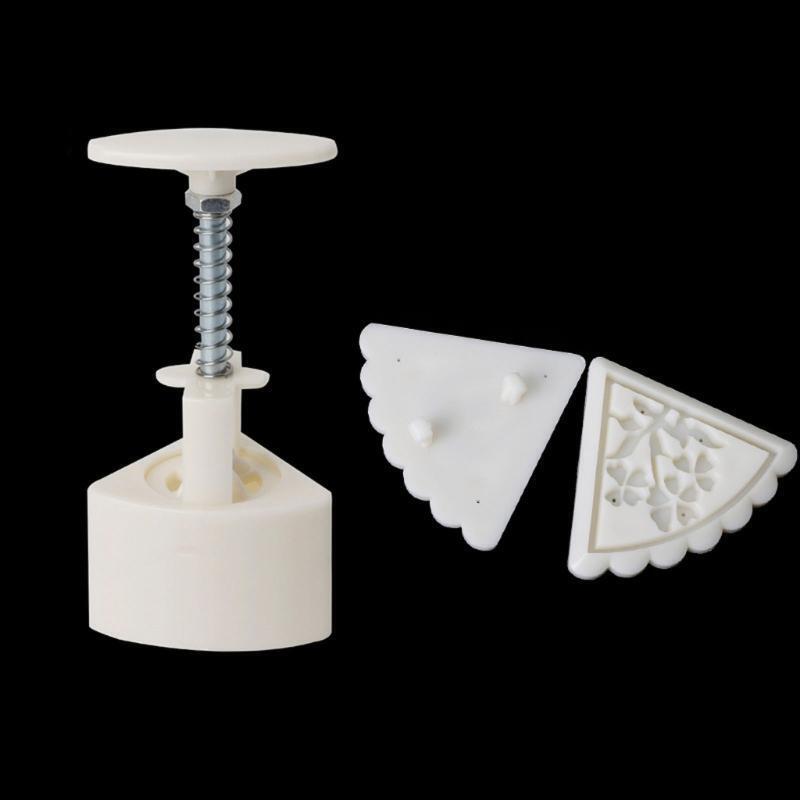 50g Creative Mid-Autumn Theme Fan-shaped Mooncake Moulds for Mid-Autumn Festival