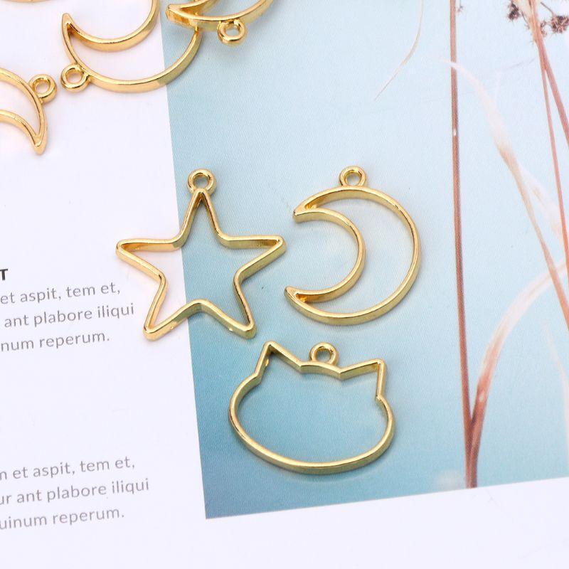 90 Pieces/Set Creative Hollow Frame Charms Geometric Hollow Metal Frame Pendants