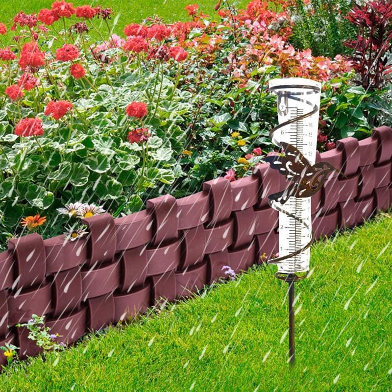 Weather-resistant Metal Rain Gauge Measuring Cup Outdoors Decoration 9.2 oz