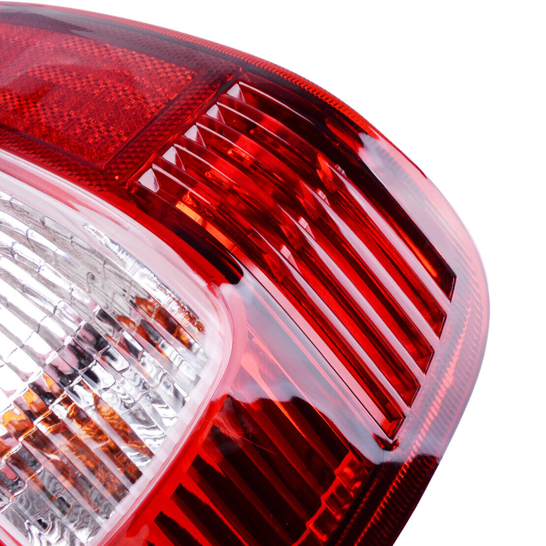 Left Side Fit For Mitsubishi PAJERO IO Shogun Pinin Rear Bumper Tail Light li