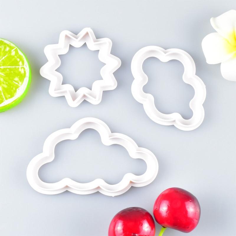 5 Pcs Cartoon Cake Bakeware Mold Baking Supplies Grass Sun Cloud Shape Household