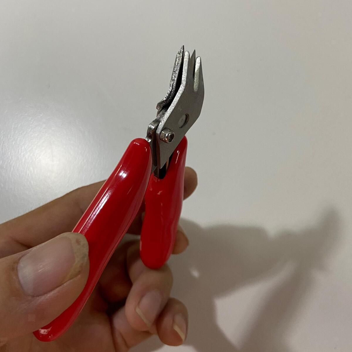 Diagonal Pliers Wire Cutter for Badminton Narrow Space Cutting Small Cables