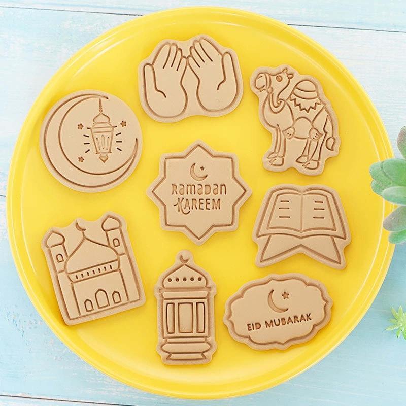 8 PCS Cookie Stamp Cookie Cutter Molds Set Plastic Material Cute DIY Cookie Mold