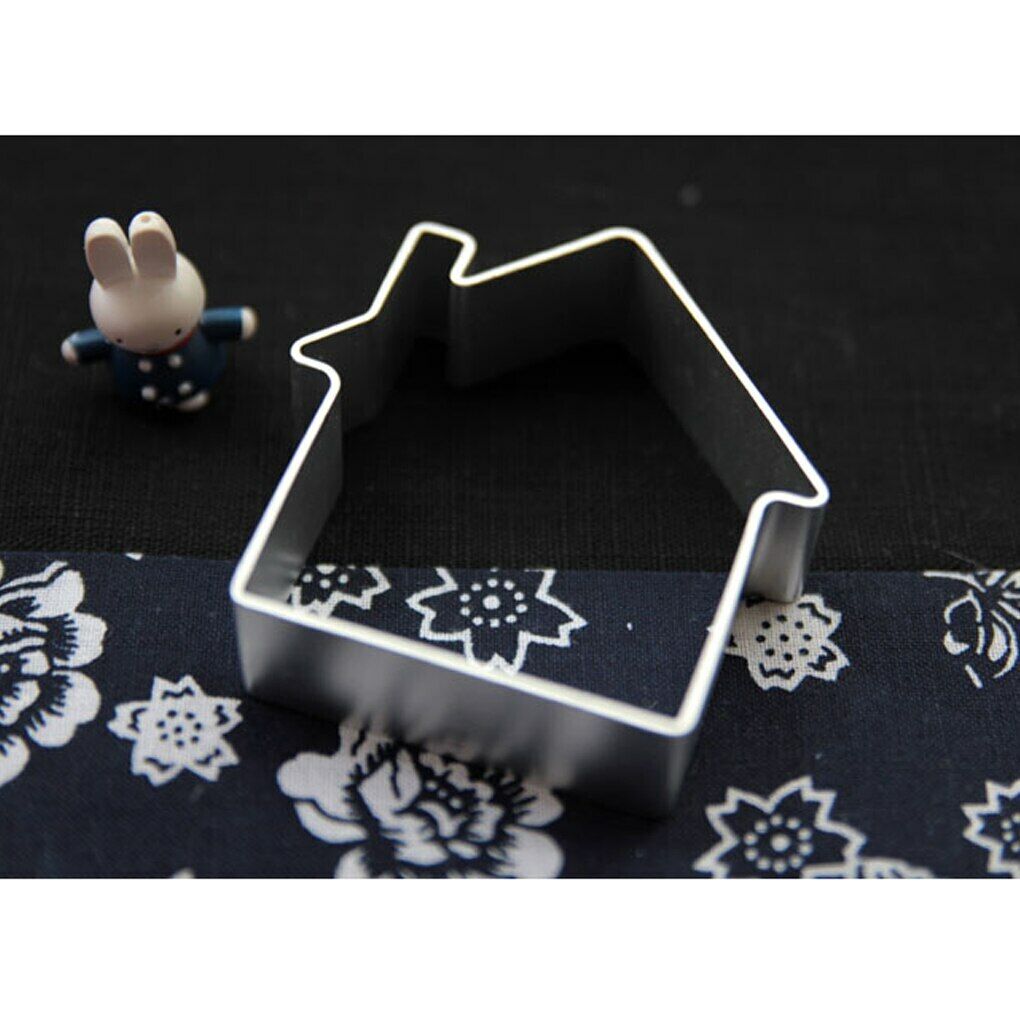Xmas Home DIY Cookie Biscuit Baking House Shape Aluminum Alloy Cutter Mold
