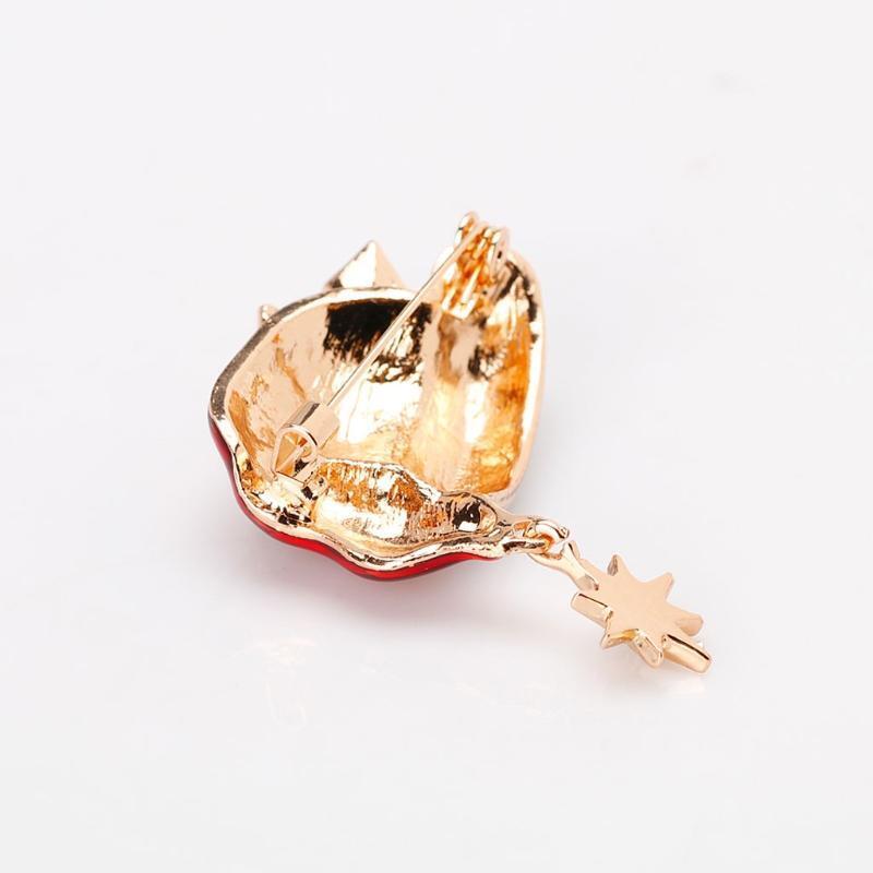 Christmas New Year Red Hat Pendant Brooch Corsage Gifts Banquet Pins Decoration