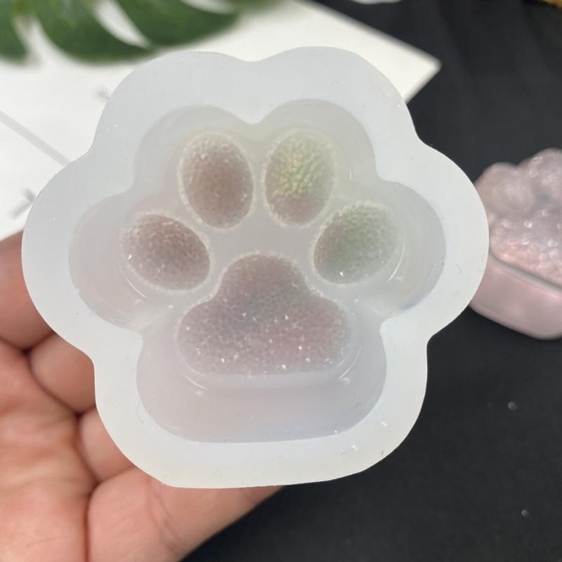 DIY Crystal Epoxy Mold Matte and Mirror Love Cat Claw Keychain Decoration Mold