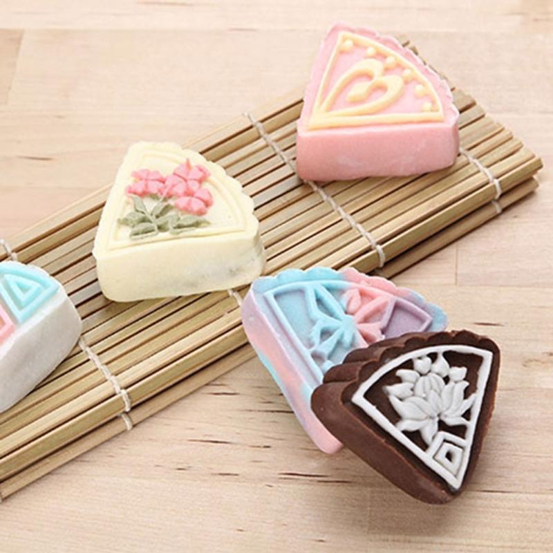 50g Pastry Stamps Mooncake Moulds Plastic Hand Pressure Tools Baking Accessories