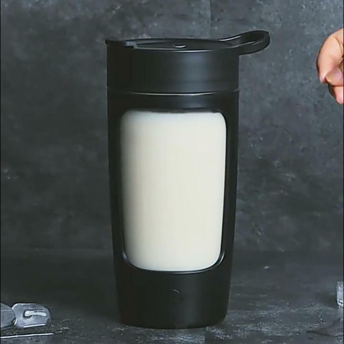 4pcs  Electric Protein Shaker Bottle Shaker Cups Mixer Cups 650ml