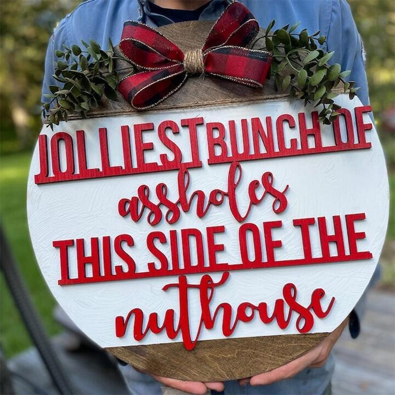 Christmas Vacation Theme Door Hanger Wooden Round Hanging Sign Board