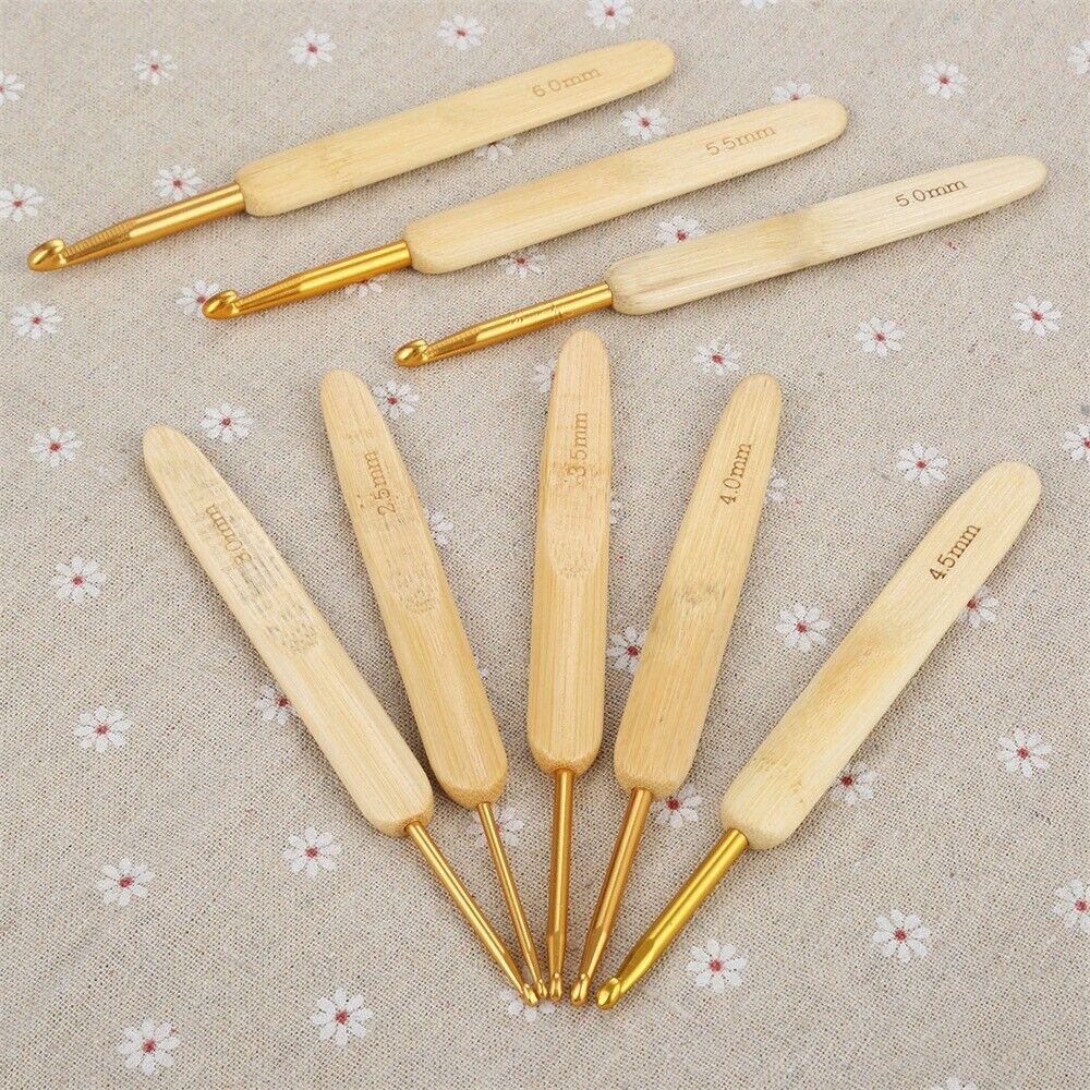 8pcs Bamboo Handle Crochet Hooks Practical Bag Knitting Yarn DIY Sewing Needles