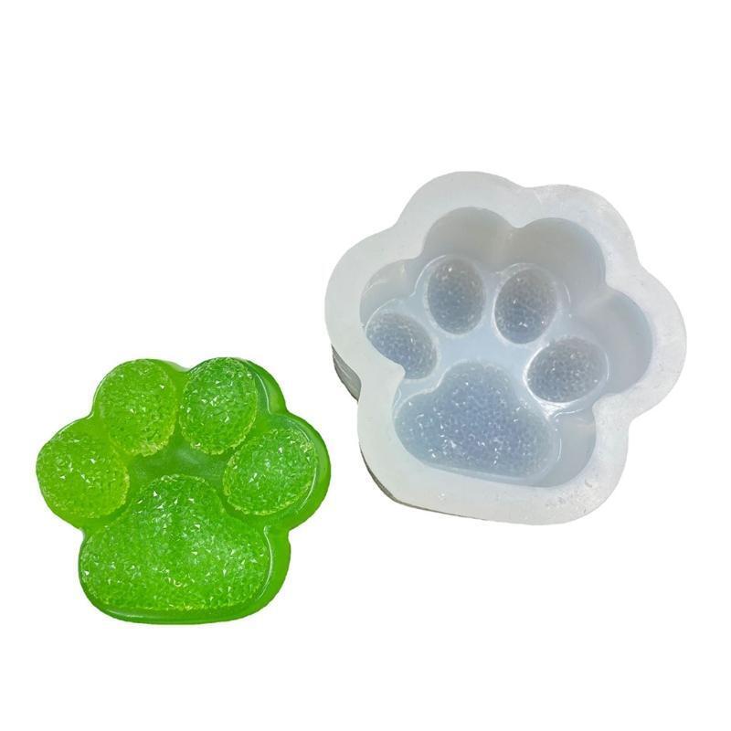 DIY Crystal Epoxy Mold Matte and Mirror Love Cat Claw Keychain Decoration Mold
