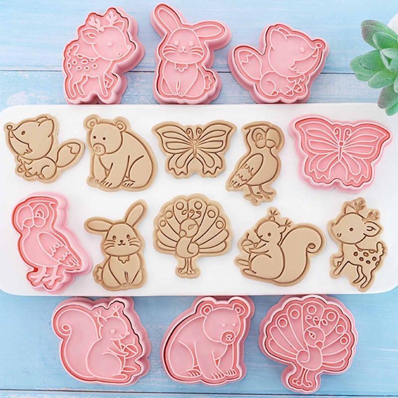 Set of 8 Forest Animal Theme Cookie Cutters Plastic Fondant Cutter Cookie Stamps
