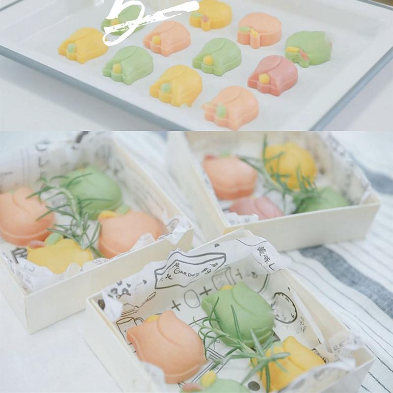 50g Cute Tulip Shape Plastic Mooncake Mold Mooncake Mold DIY Baking Accessories