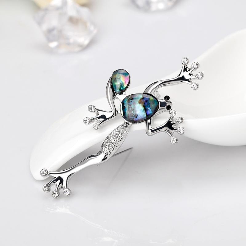 Frog Shell Cartoon Brooches Collar Pins Corsage Animal Badges Dress Accessories