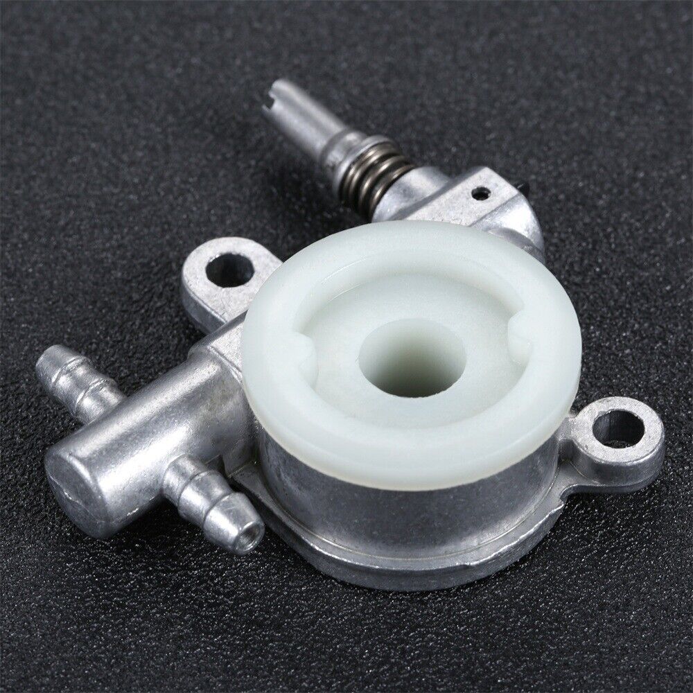 New Chainsaw Oil Pump Worm Drive Gear Parts For 2500/3800 Chainsaw Accessories