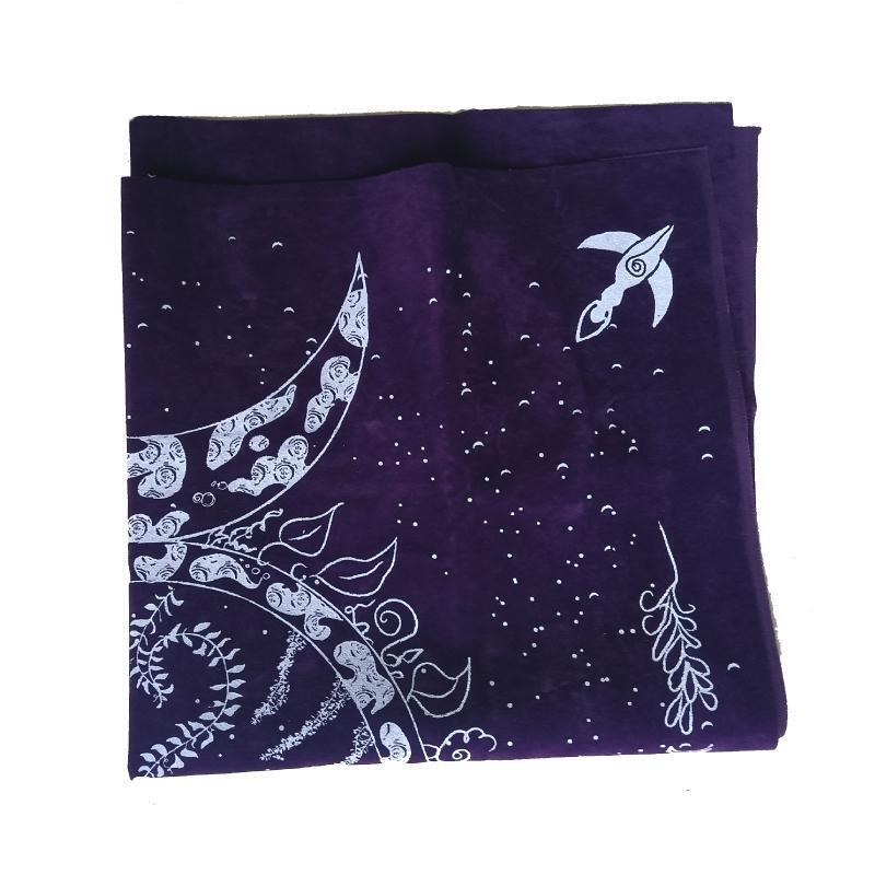 Triple Goddess, Triple Tarot Towel, Astrology Phases, Tarot Cards, Divination