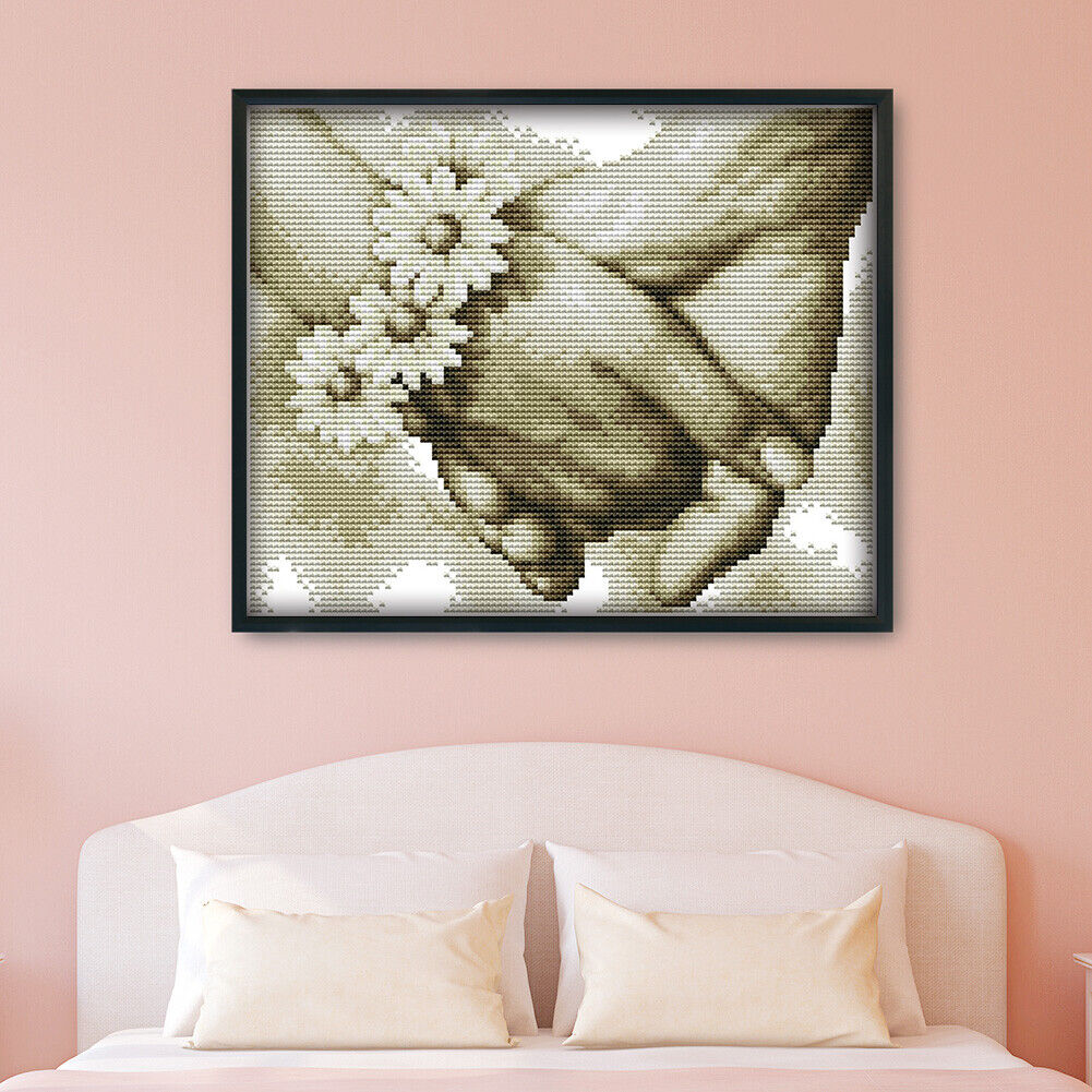 Cross Stitch Needlework Kit 14CT Stamped DIY Artwork (R891 Hand in Hand)