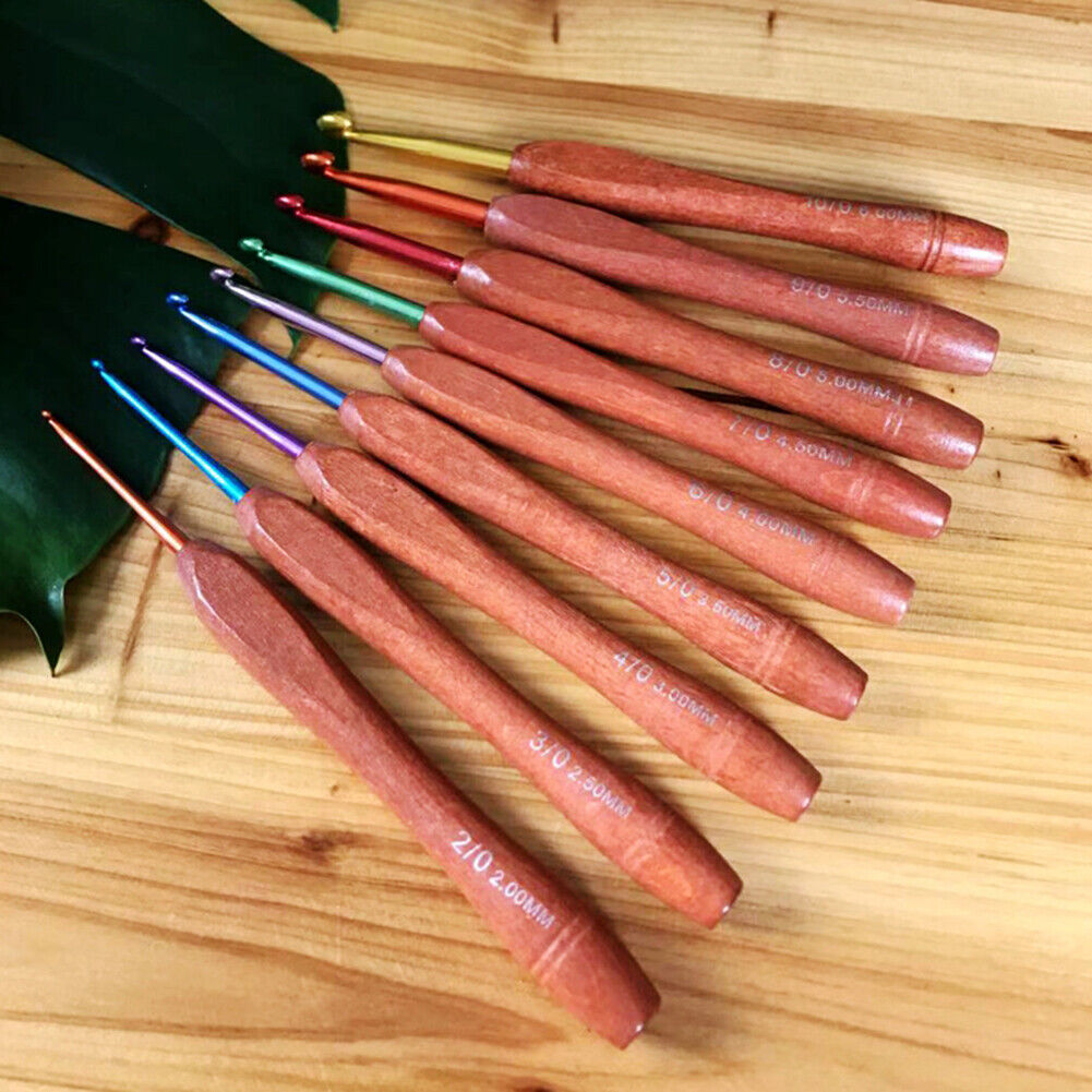 Wooden Handle Colorful Crochet Needle Knitting Sweater DIY Crochet Hook (A)