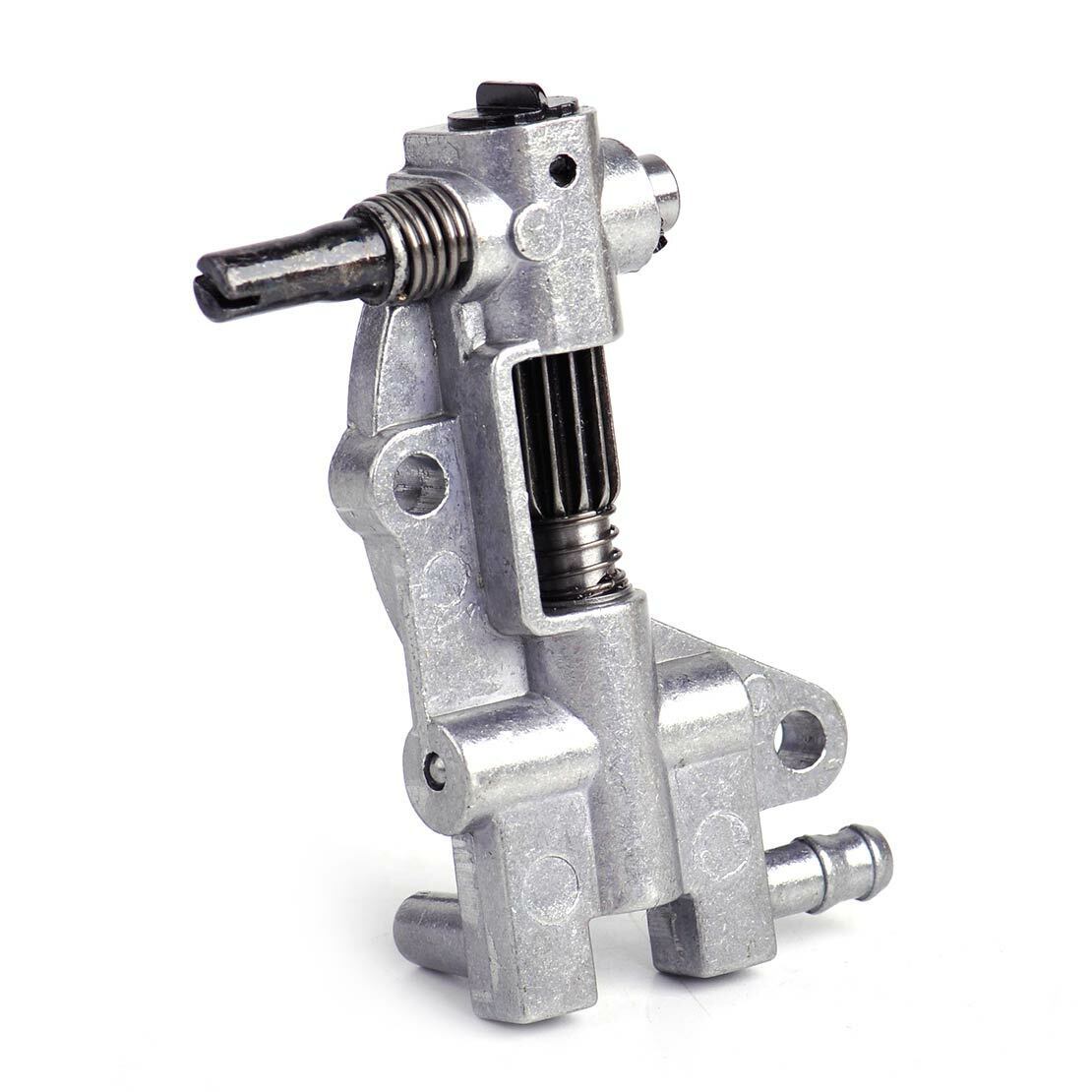 Oil Pump Replacement fit for Chinese Chainsaw 4500 5200 5800 45CC 52CC 58CC Li