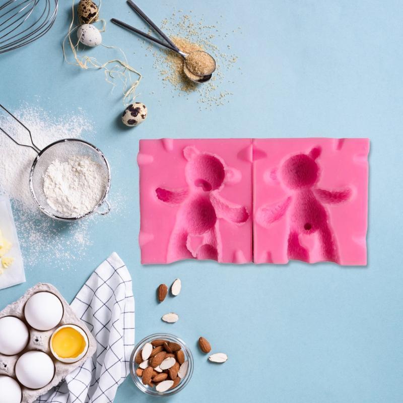 2pcs DIY Candle Mold Cute Bear Shape Cake Chocolate Clay Soap Decorating Crafts
