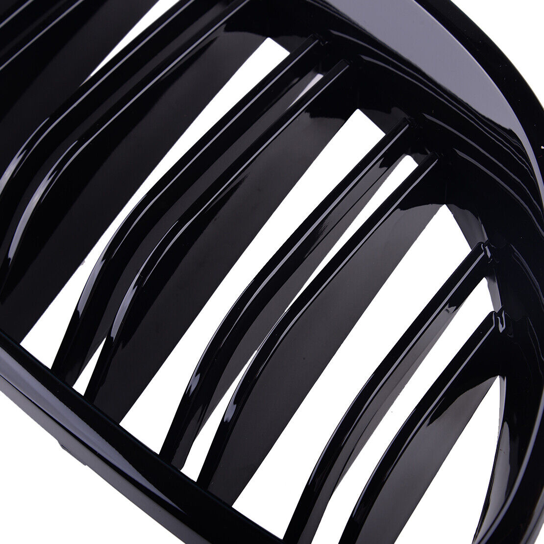 Front Kidney Twin Fins Gloss Grille Grill Fit for BMW E60 E61 M5 2003-2009