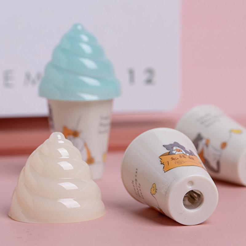 Cute Cartoon Manual Pencil Sharpener for Student Girl Boy School Children Reward