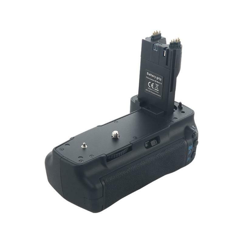 Battery Grip BG-E11 Vertical Battery Holder for EOS 5D Mark III/5DS/5DSR Cameras