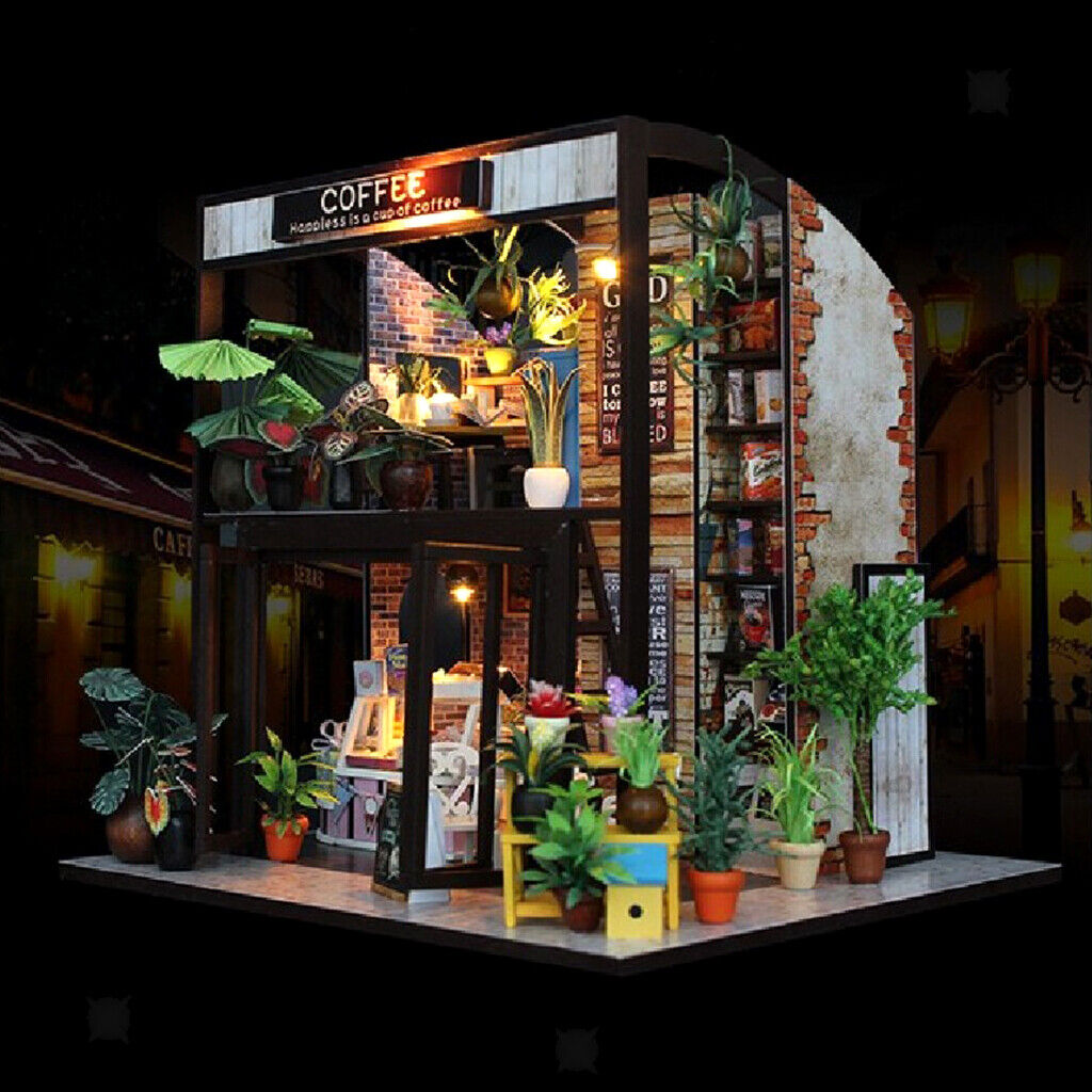 1:24 Scale  Coffee House With Furniture & LED Lights Playset