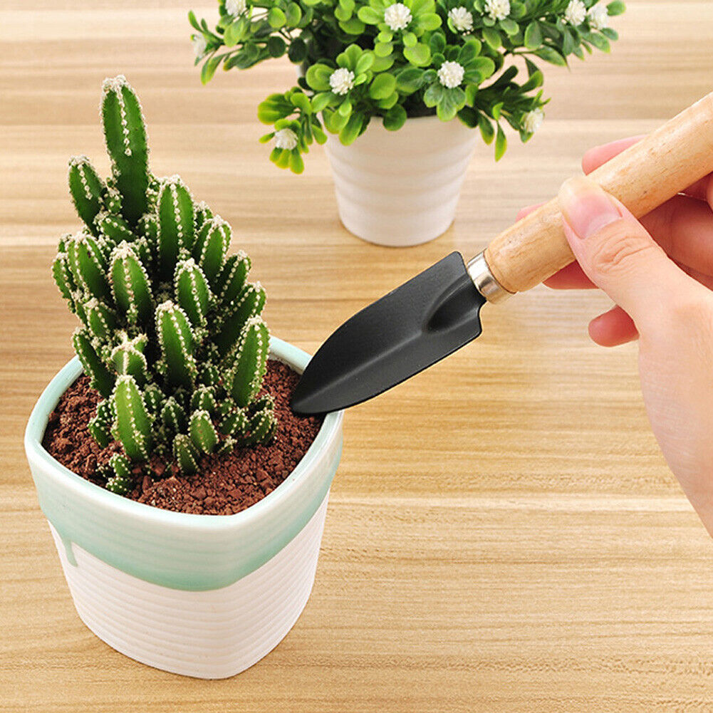 3 Piece Set Mini Garden Shovels and Claw Tool with Wooden Handles