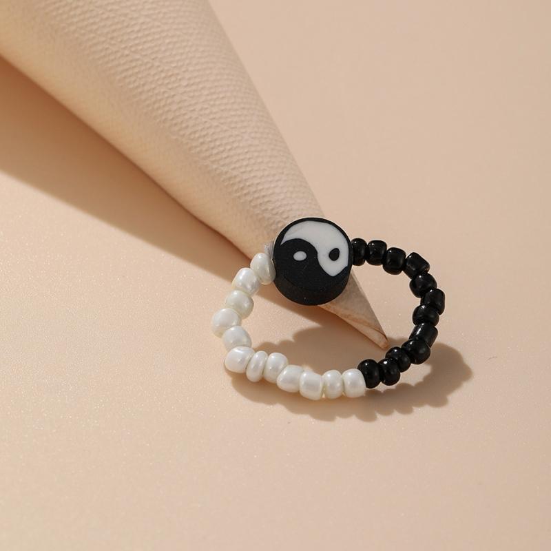Ladies European American Black and White Tai Chi Rice Bead Ring Fashion Jewelry