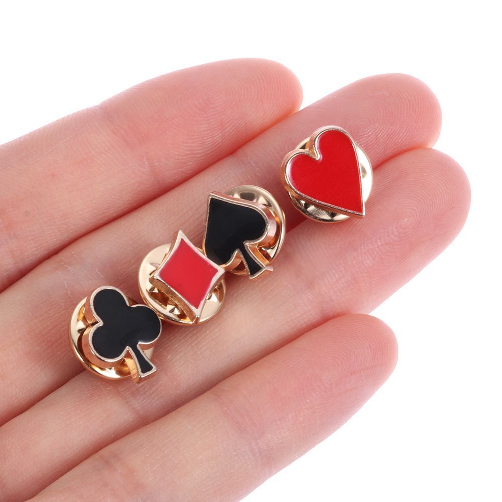 Accessories Poker Shaped Club Alloy Badges Brooches Collar Pins Boutonniere