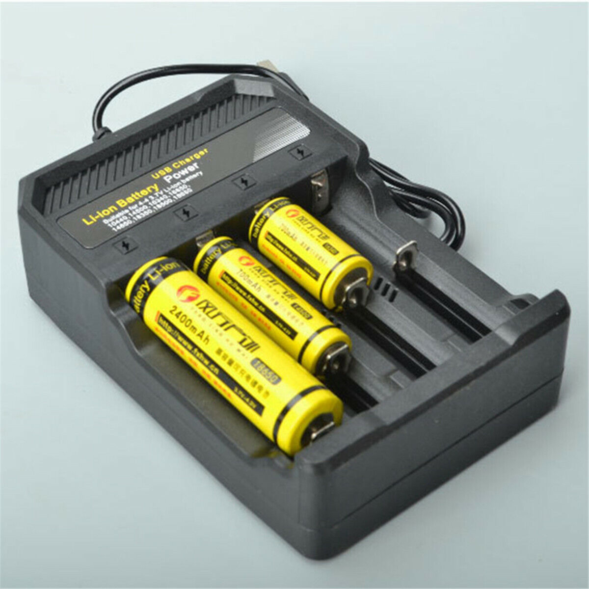 USB 4 Slots 4.2V Universal Rechargeable 18650 Li-ion Battery Smart Charger