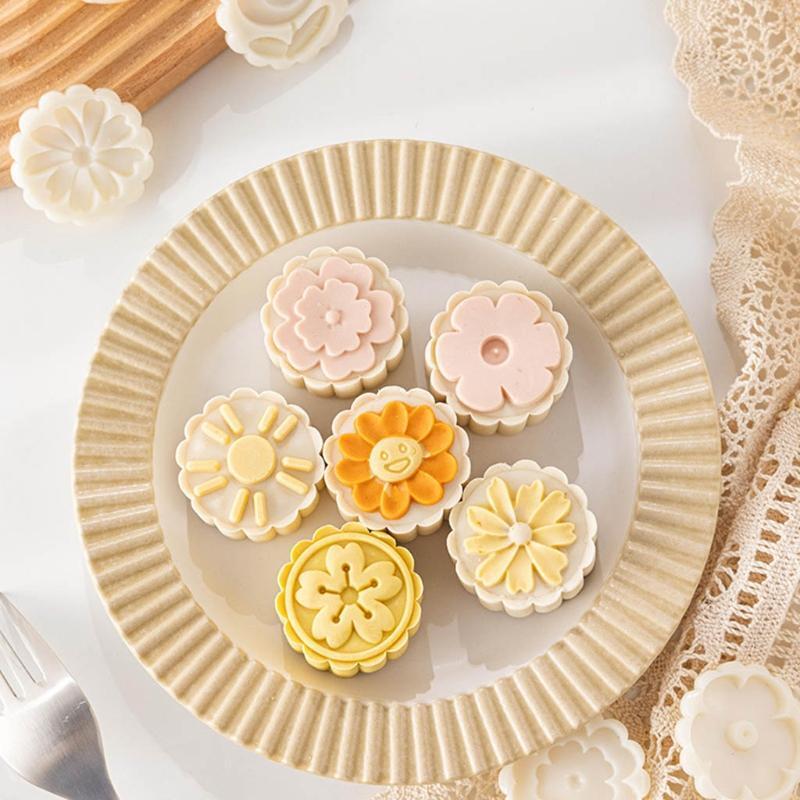 Moon Cake Mold Set Festival DIY Hand Press Cookie Desserts Cutters Pastry Decors