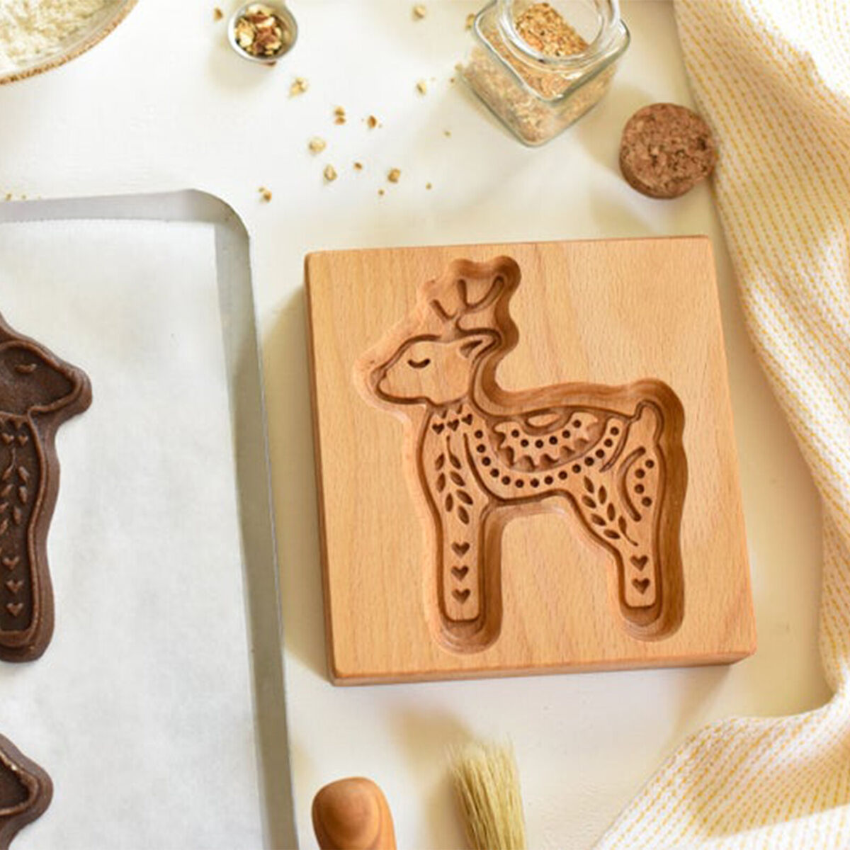 Cookie Mold Cutter - Carved Wooden Gingerbread Cookie Molds for Baking (C)