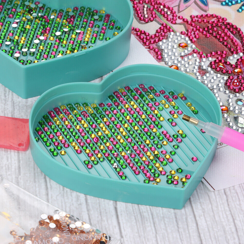 5D Diamond Painting Tray Plastic Heart Shape Drill Plate 7x7cm (Sky Blue)