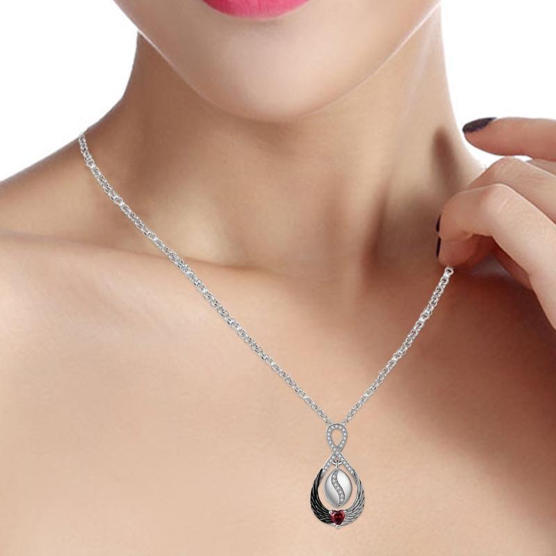 Black and White Angel Wings Pendant Necklace Female Fashion Wing Jewelry