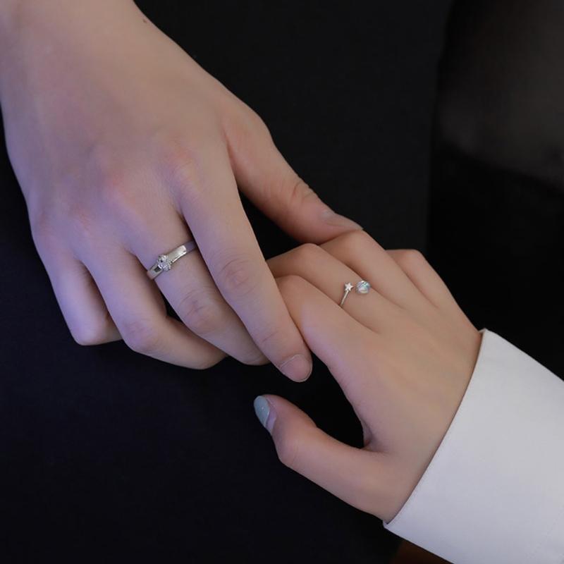 2Pieces Fashion Couple Rings Romantic Spaceship Ring for Valentines Day Jewelry
