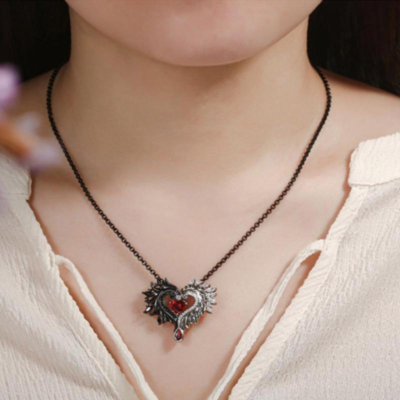 Wing Shaped Necklace Clavicle Chain Heart Pendant Choker Jewellery Gifts Girl