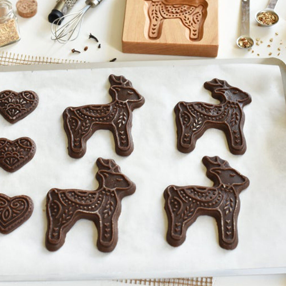 Cookie Mold Cutter - Carved Wooden Gingerbread Cookie Molds for Baking (C)