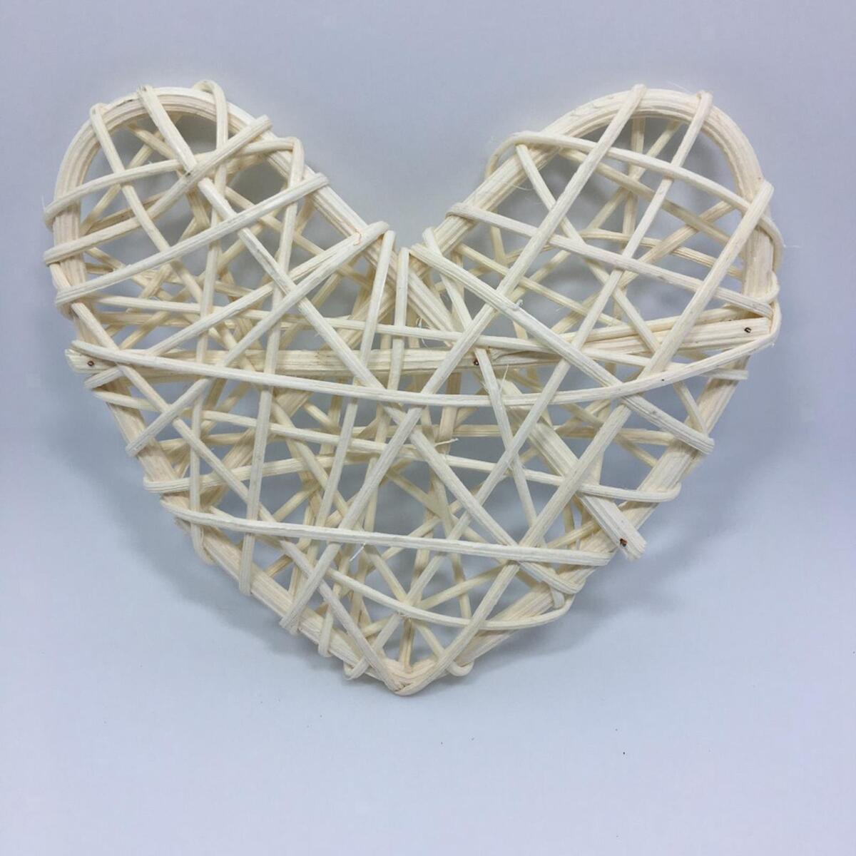 10 Pieces Heart Pendant Ornament  Decorative Rattan Hanging Crafts