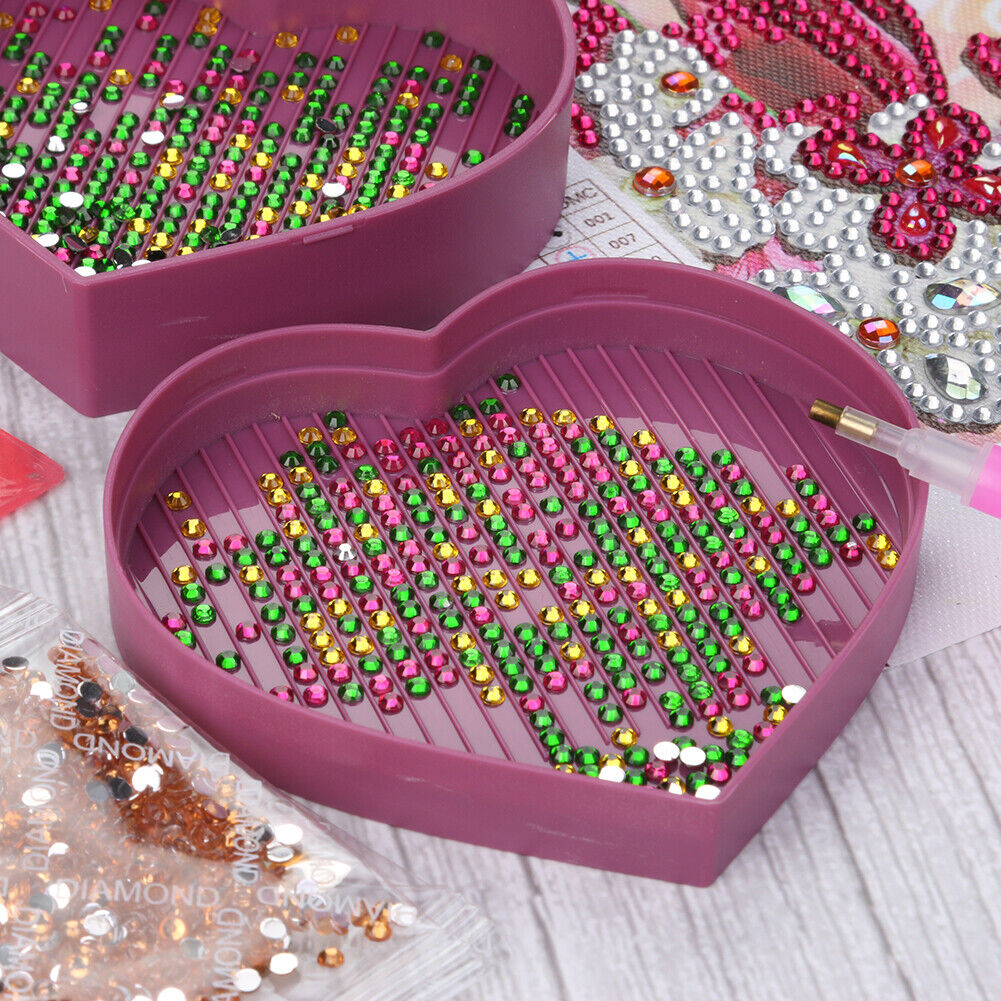 Diamond Painting Tray Plastic Heart Shape Drill Plate 7x7cm (Light Purple)