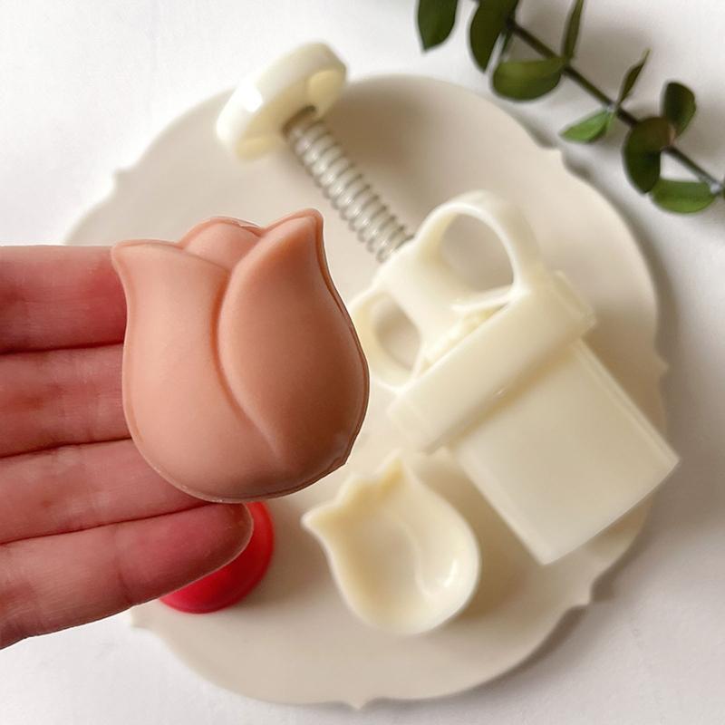 50g Cute Tulip Shape Plastic Mooncake Mold Mooncake Mold DIY Baking Accessories