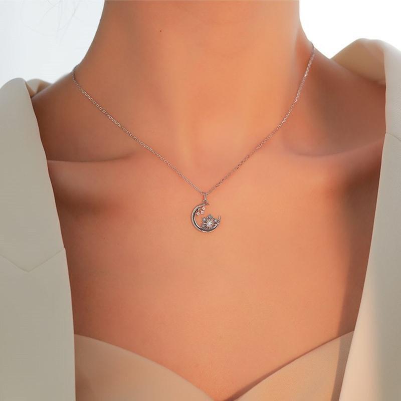Fashion Moon Stars Charm Necklace Snowflake Delicate Clavicle Crystal Rhinestone