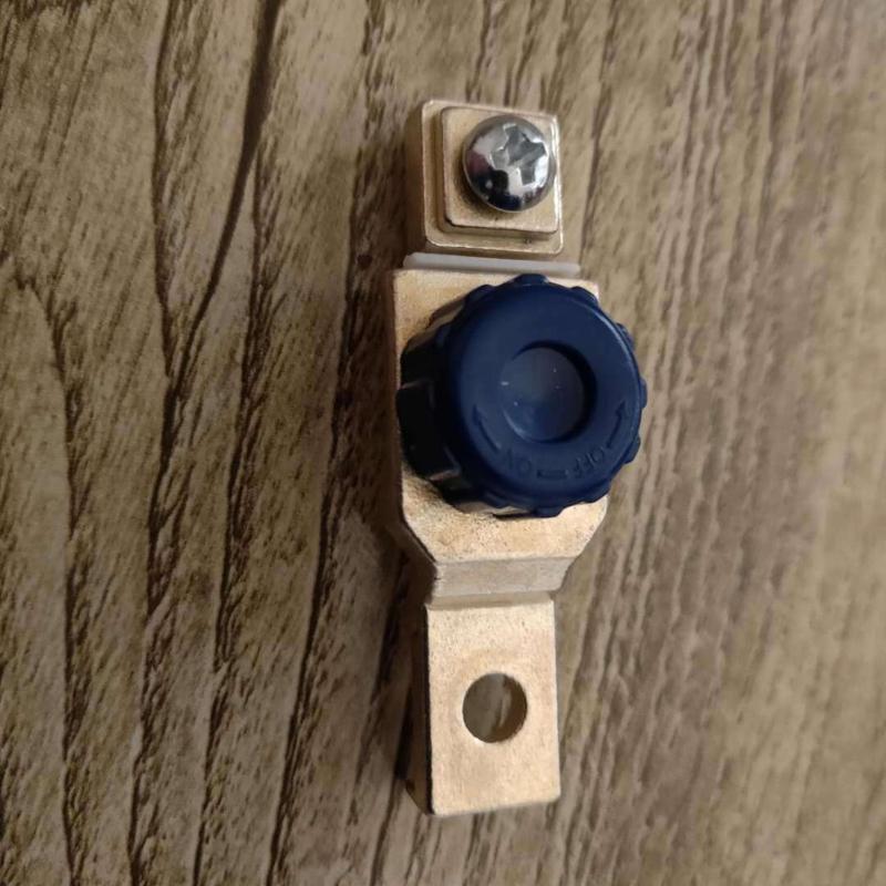 Battery Isolator Kill Switch Cut Off Disconnect ion Power Automotive Marine Car