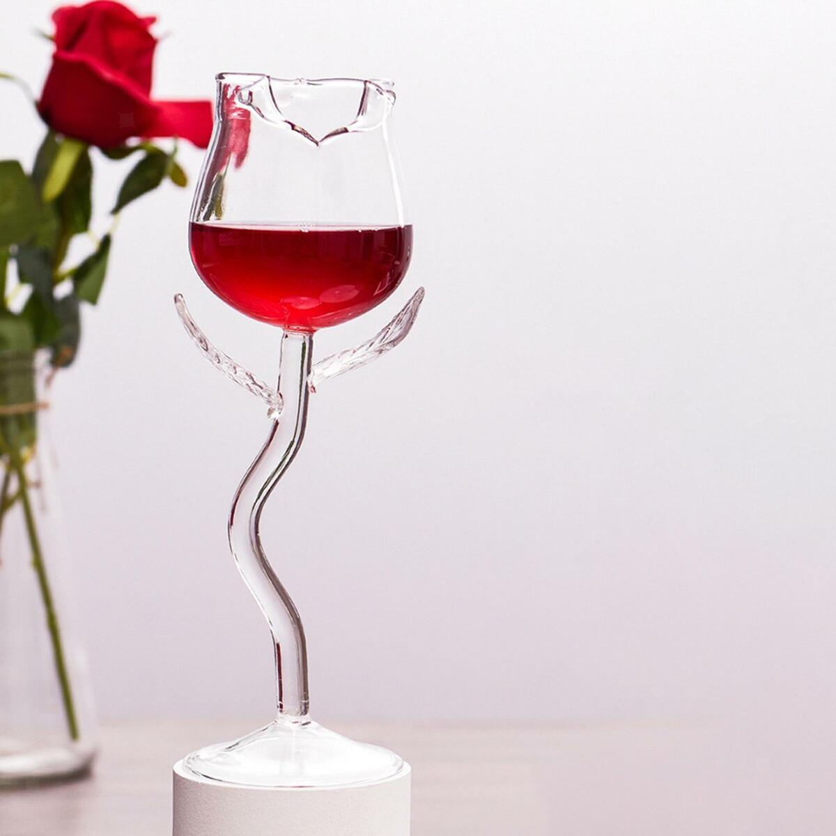 Exquisite  Flower Shape Wine  ware Cocktail es for Party