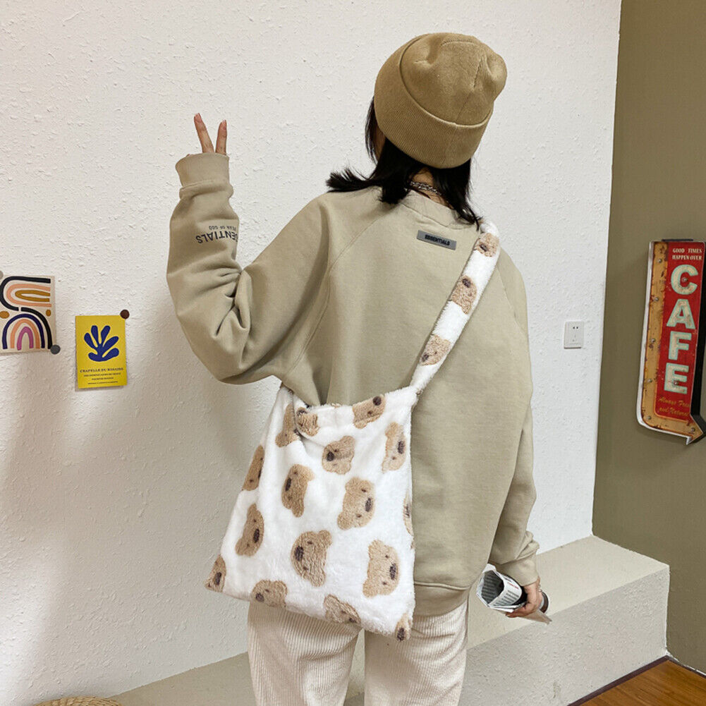 Autumn Plush Shoulder Handbag Women Bear Big Capacity Messenger Bag (B)