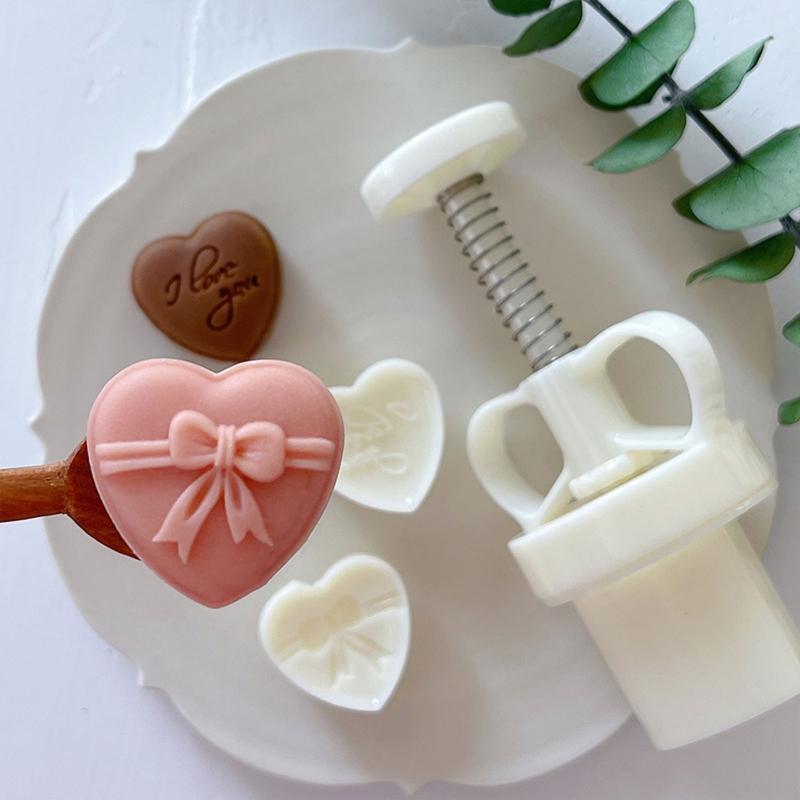 20g Small Heart Shaped Pastry Moulds Mooncake Molds Mooncake Mould Baking Gadget