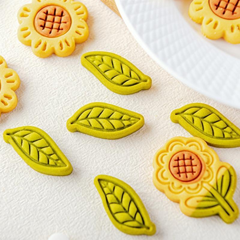 Sunflower Bee Leaf Shaped Biscuit Moulds Cookie Mold Biscuit Cutter Baking Tools