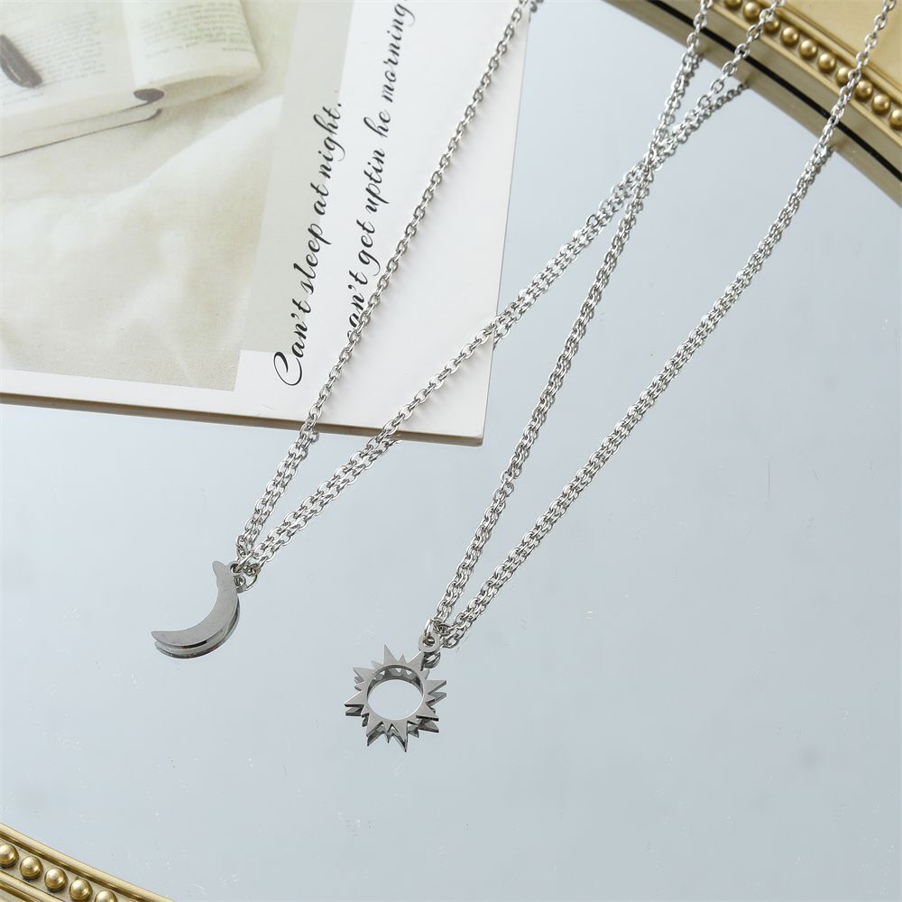 Day Gift Couple Pendant Clavicle Necklace Moon Sun Necklace Family Jewelry