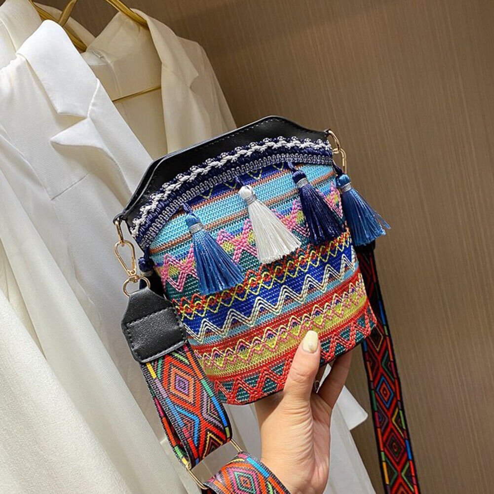 Ethnic Women Crossbody Bag Woven Tassels Small Bucket Handbags (Black)